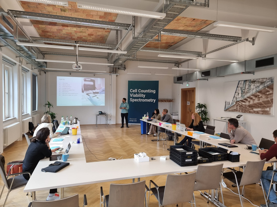 1st International Distributor Meeting